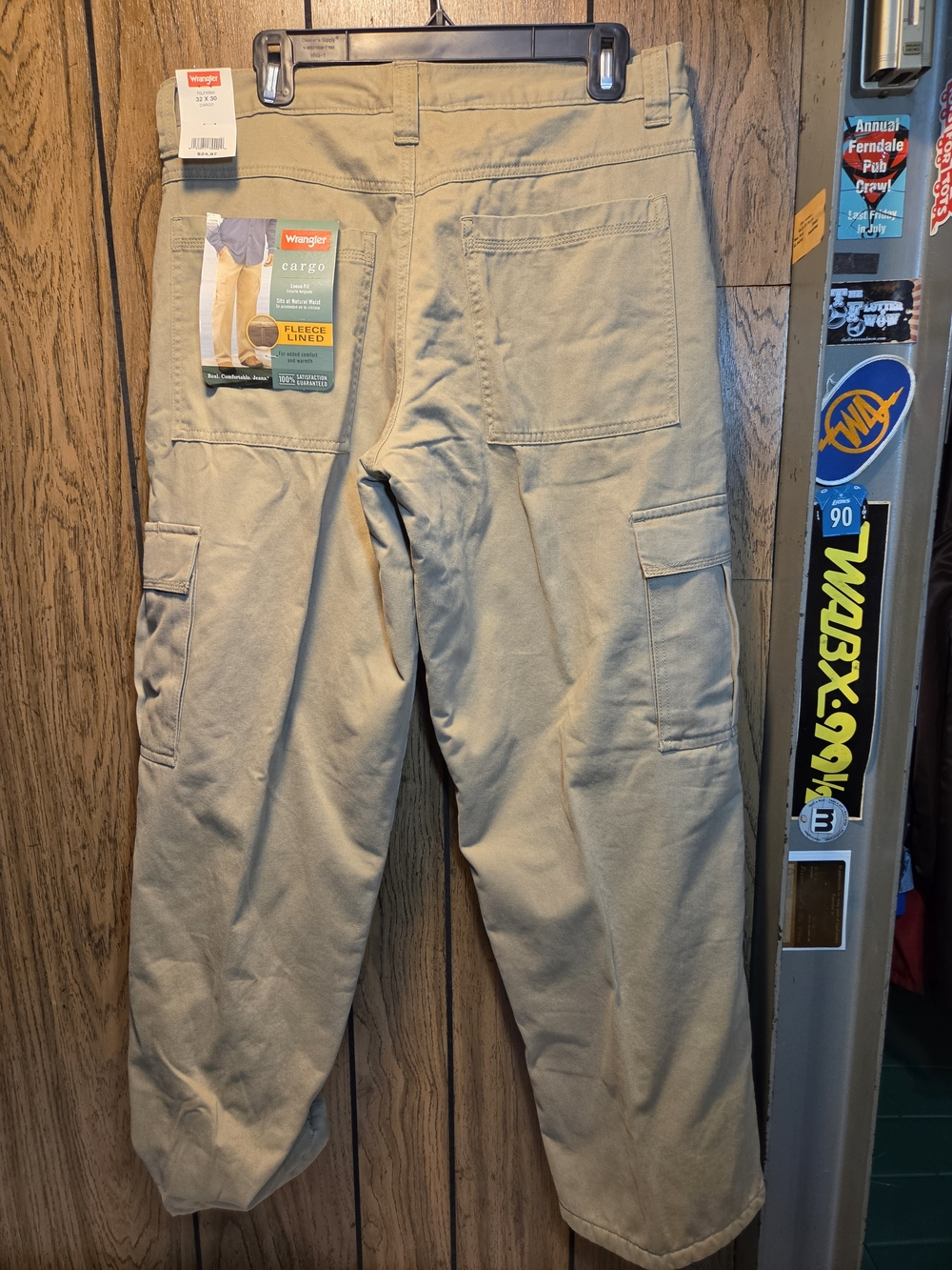 Wrangler Fleece Lined Cargo Pants Tan Waist 32x30 NWT - Picture 2 of 7